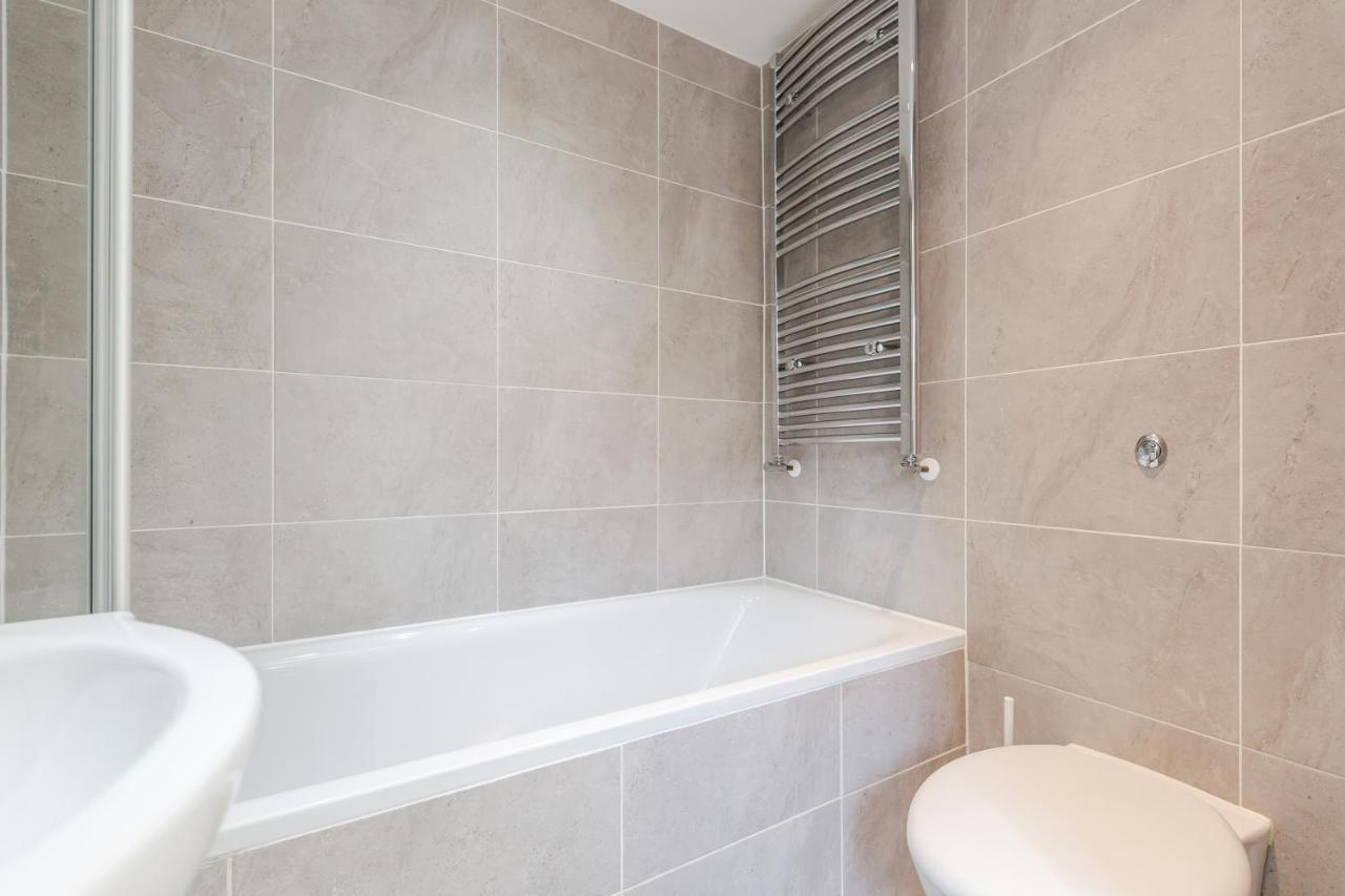2 Bedrooms Serviced Apartment Excel Exhibition Centre, O2 Arena, Stratford Olympic City, Forest Gate, Central Londres Extérieur photo