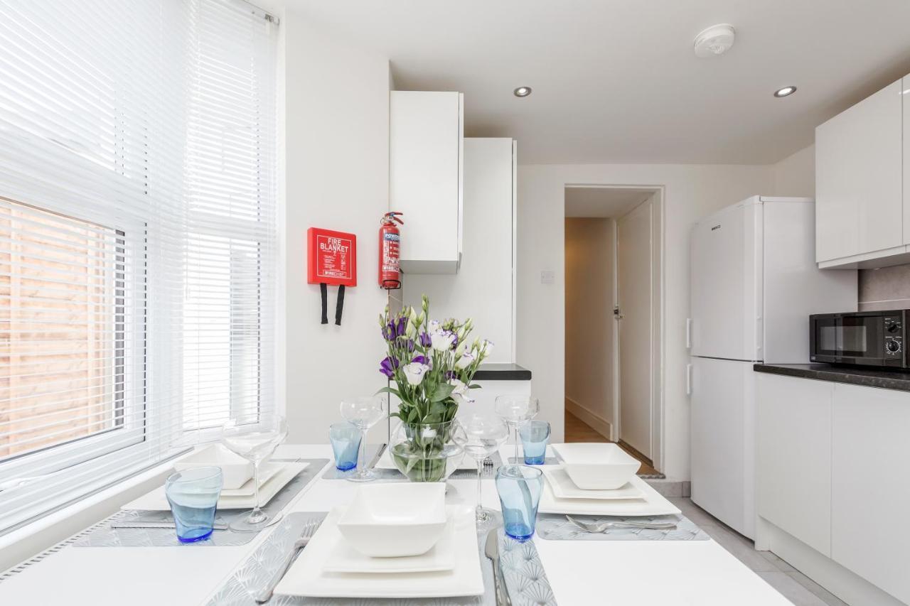 2 Bedrooms Serviced Apartment Excel Exhibition Centre, O2 Arena, Stratford Olympic City, Forest Gate, Central Londres Extérieur photo