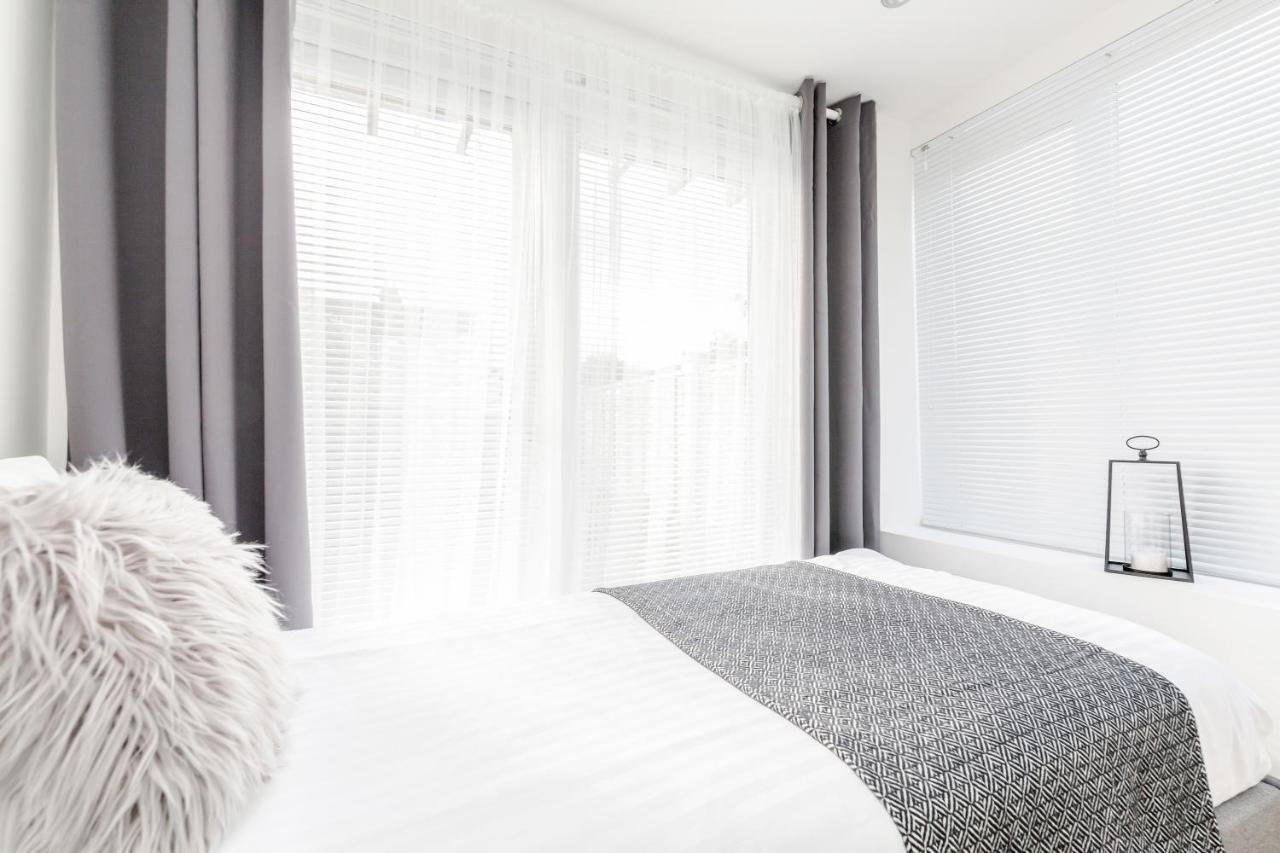 2 Bedrooms Serviced Apartment Excel Exhibition Centre, O2 Arena, Stratford Olympic City, Forest Gate, Central Londres Extérieur photo