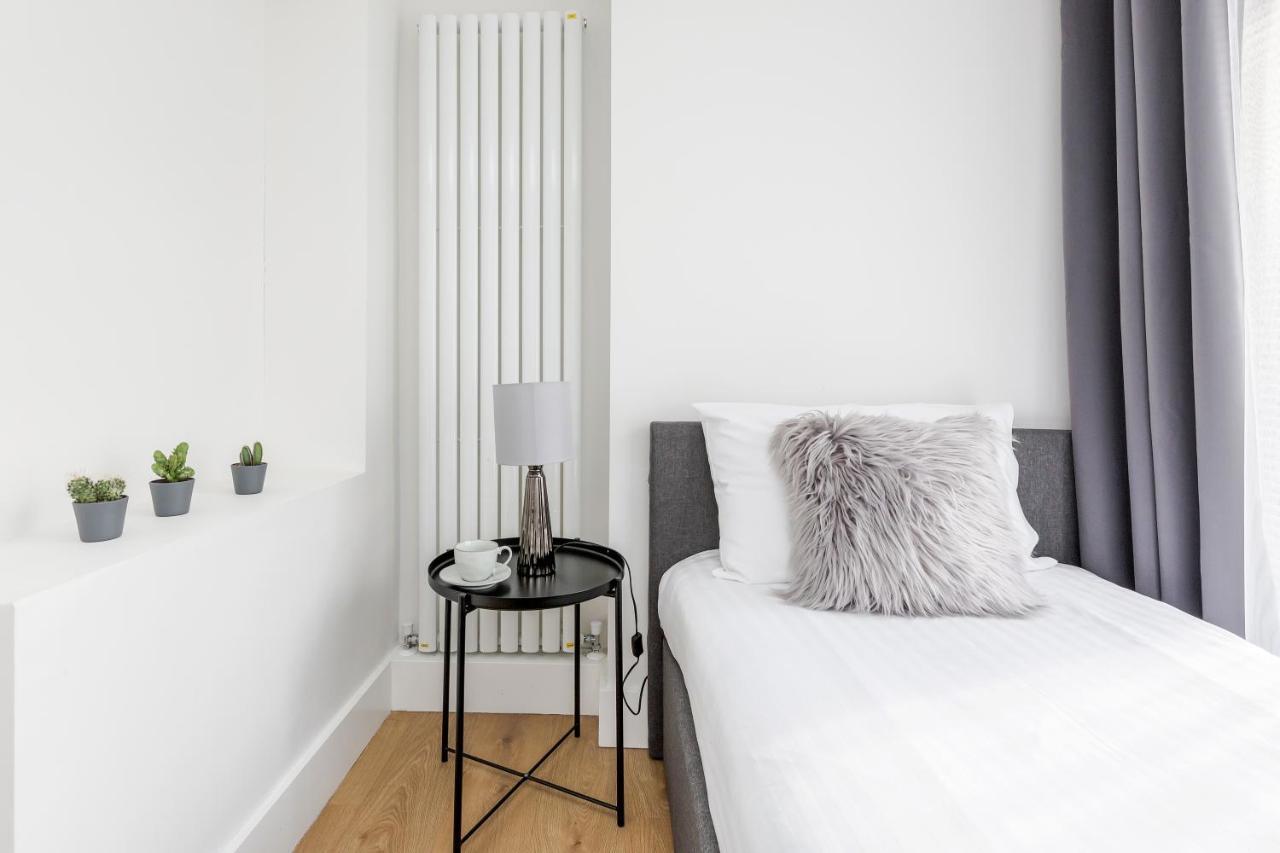 2 Bedrooms Serviced Apartment Excel Exhibition Centre, O2 Arena, Stratford Olympic City, Forest Gate, Central Londres Extérieur photo